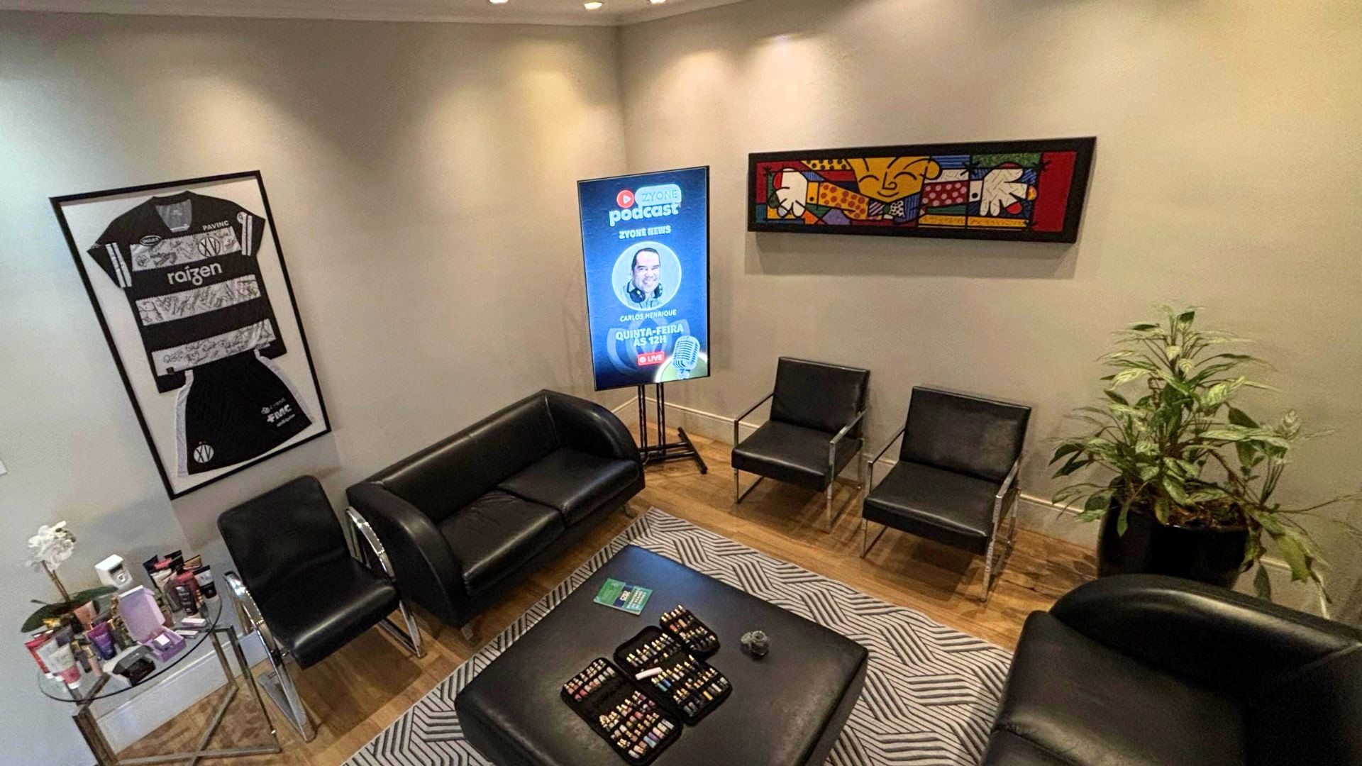 APRESENTAÇÃO DE NEGÓCIOS VERSÃO MAIO/2025 - 4